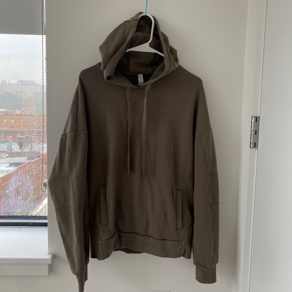 ALO HOODIE
